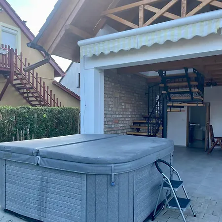 Holiday home Mariska Balatonkeresztur