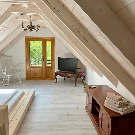 Mariska Ferienhaus *